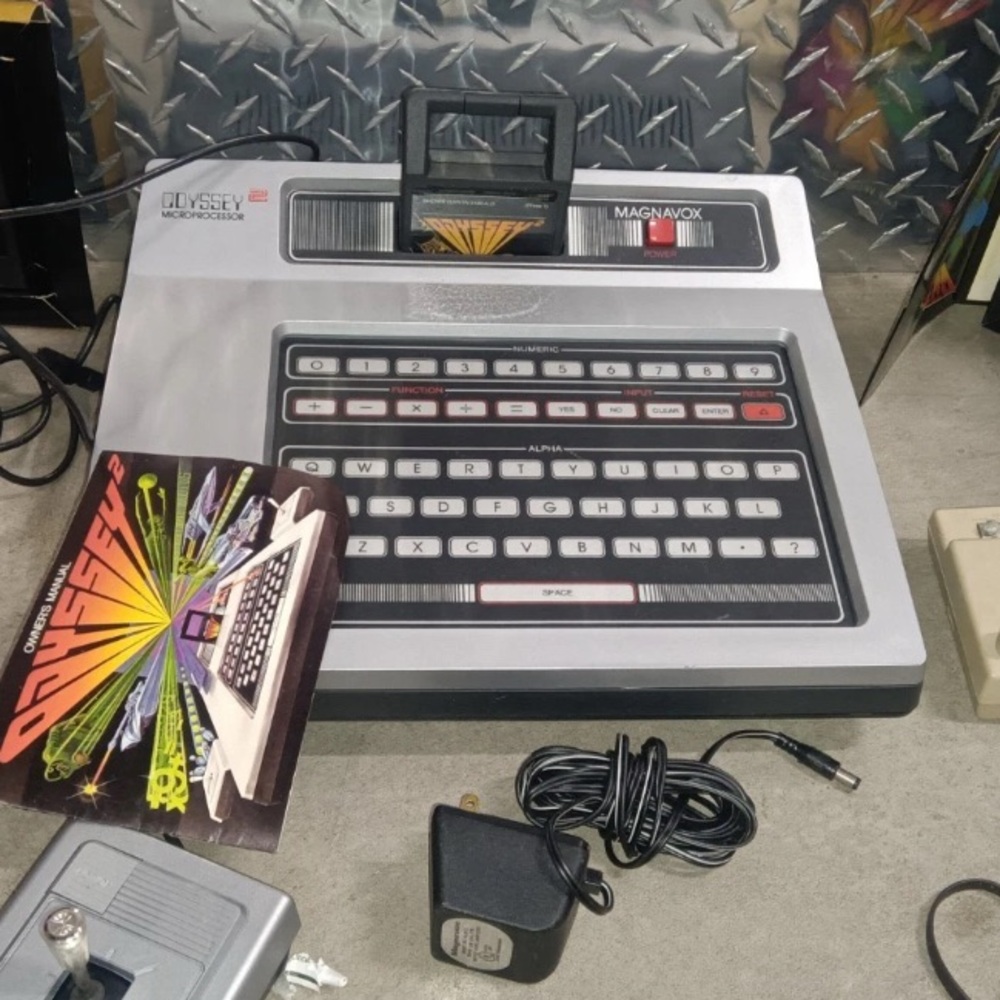 1978 magnavox odyssey 2 with 4 games beautiful condition - Picture 5 of 9